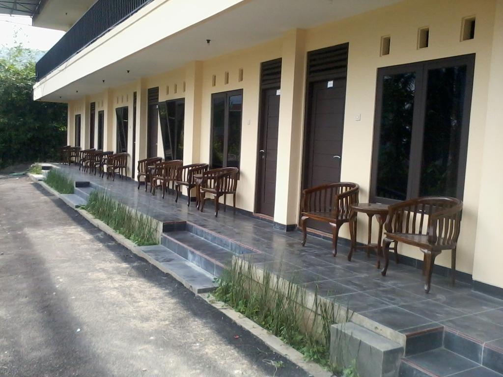 Hotel Cemerlang باتورادن الغرفة الصورة